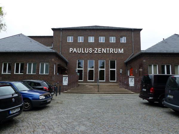Hier laufen die Fäden zusammen: Das Büro des Superintendenten Thomas Seibt im Paulus-Zentrum am Hindenburgdamm in Lichterfelde 