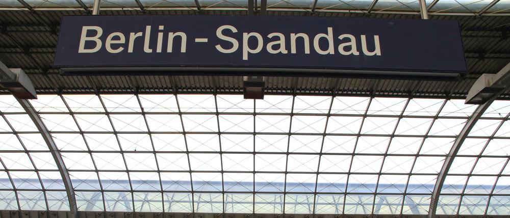 Bislang Endstation: der S-Bahnhof Spandau.