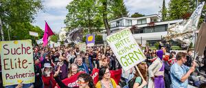 So sah es am 1. Mai 2019 in Grunewald aus, als das Kollektiv eine Satire-Demonstration veranstaltete.