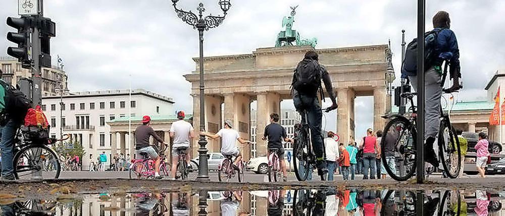 Wachsende Bewegung. Der Radverkehr in Berlin nimmt stetig zu - bei jedem Wetter.