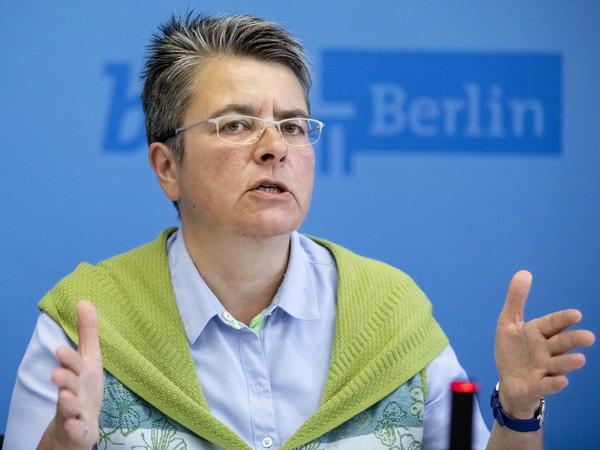 Bezirksbürgermeisterin von Friedrichshain-Kreuzberg, Monika Herrmann hatte sich bereits Anfang Oktober für den Einsatz der Bundeswehr im Bezirk ausgesprochen.