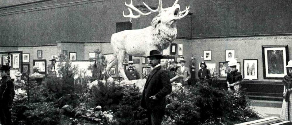 Blick in den Illustratorensaal der Großen Berliner Kunstausstellung von 1899