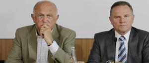 Hans-Joachim Berg, stellvertretender Landesvorsitzender (links) und der Spitzenkandidat der Berliner AfD, Georg Pazderski. 