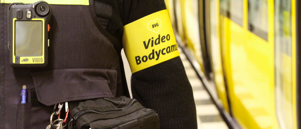 So werden die Bodycams getragen.