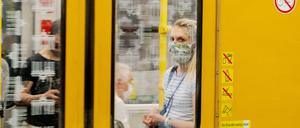 In Berlin gilt im öffentlichen Nahverkehr die Maskenpflicht.