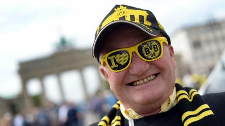 Angesichts der Fanzahlen von Dortmund und Wolfsburg dürfte Schwarzgelb am Wochenende die dominierende Farbe in der Hauptstadt sein.