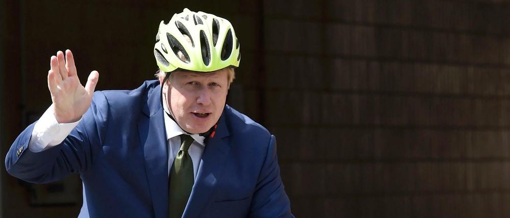 Der gerade abgetretene Bürgermeister von London, Boris Johnson, war ein Kämpfer für das Fahrradfahren in der Großstadt. In Berlin sieht man das anders.