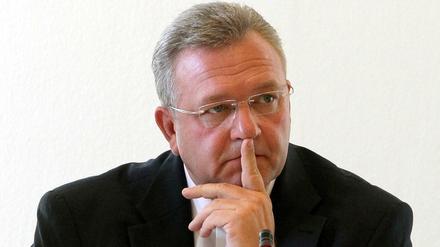 Keine Zusammenarbeit mit Rassisten: Frank Henkel grenzt sich und die CDU von der AfD ab.