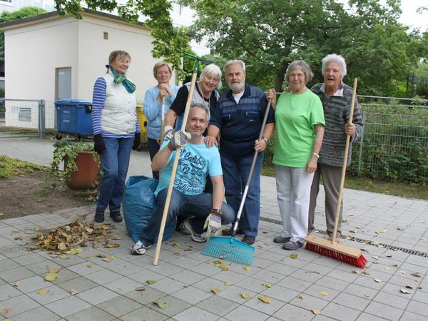 Herbstliche Gartenaktion im Kiezklub im Myliusgarten in Köpenick.