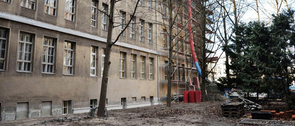 Baustelle Schule. Das Andreas-Gymnasium ist in den vergangenen zwei Jahren aufwändig saniert worden, hier ein Bild aus dem Jahr 2012.