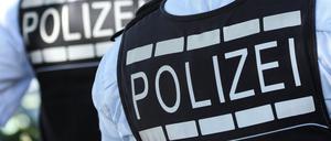 Der Fall ist der Berliner Polizei seit Ende 2022 bekannt, die Staatsanwaltschaft leitete nach Angaben des Sprechers im Mai 2023 das Ermittlungsverfahren ein.