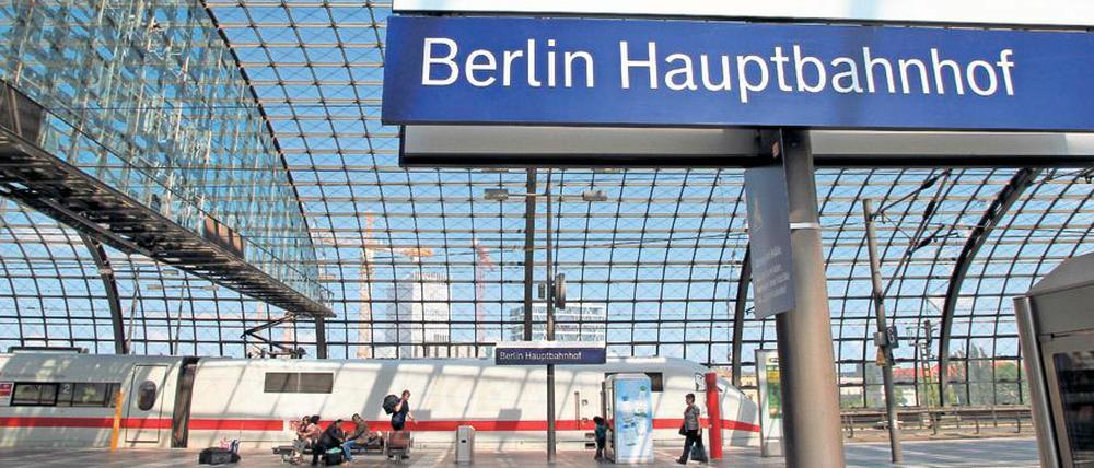 Seit Air Berlin den Flugverkehr komplett eingestellt hat, sind die Züge speziell im Berlin-Verkehr noch voller geworden.