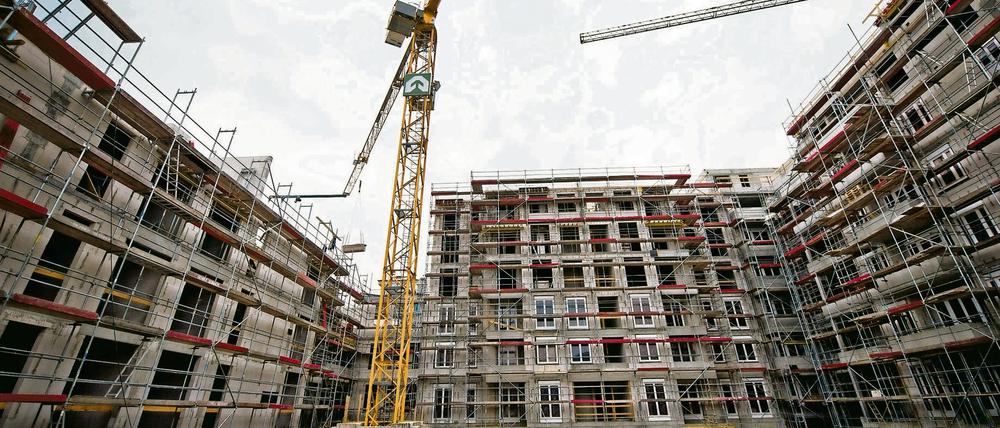 Es wird wohl eines der Wahlkampfthemen werden: Bezahlbarer Wohnraum in Berlin. Eine Studie im Auftrag der Linken zeichnet nun ein drastisches Bild.