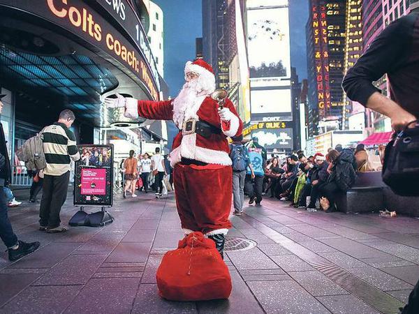 Hohoho. New York gilt als die Stadt, die niemals schläft und in der das Weihnachtsfest ewig währt.