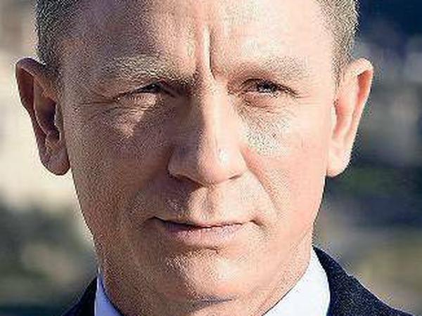 Very british. Daniel Craig, Darsteller des Geheimagenten James Bond, sagt: Wird die BBC kleiner, wird Großbritannien kleiner.