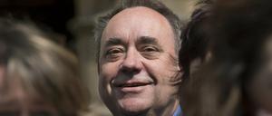 Alex Salmond, der Ex-Chef der Scottish National Party (SNP), hat sich bei einem Flug als Captain Kirk ausgegeben. 
