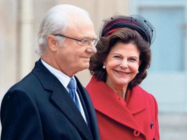 Der schwedische König Carl XVI. Gustaf und Königin Silvia. Der Monarch feiert sein 45-jähriges Thronjubiläum. 