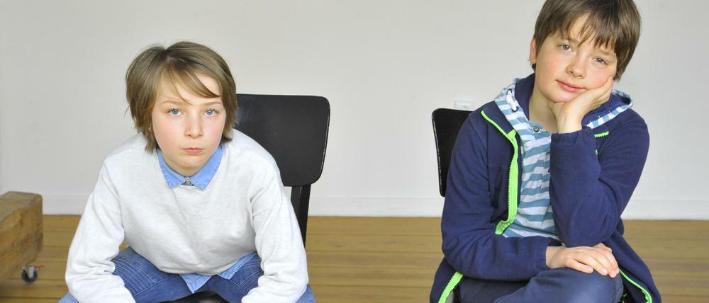 Typisch Mädchen, typisch Junge - das sind doch nur Vorurteile. Unsere Kinderreporter Josefine (links) und Nikolas (rechts).