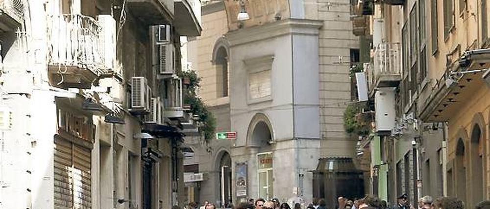 Via Chiaia, die Einkaufsmeile im gleichnamigen Stadtteil von Neapel.