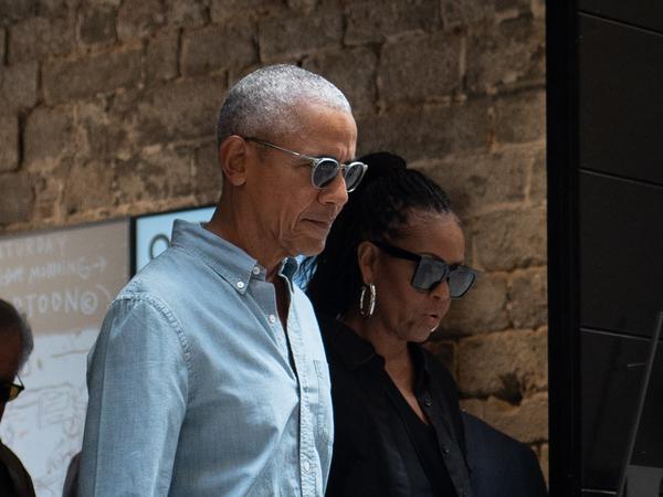 Der ehemalige US-Präsident Barack Obama und seine Frau Michelle (Archivbild vom April 2023).