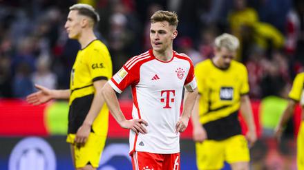 Münchens Joshua Kimmich reagiert nach dem Spiel gegen Borussia Dortmund unzufrieden.