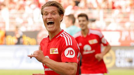 Viel zu lachen: Beim 4:1-Sieg gegen Mainz erzielte Kevin Behrens drei Tore.