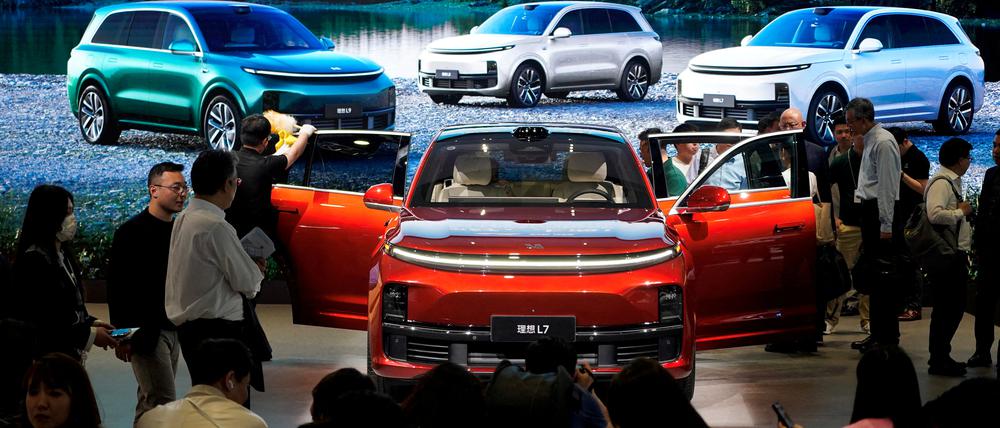 Chinesische Autos wie der E-SUV L7 der Marke Li standen in Shanghai im Zentrum des Interesses, wird das nun in Deutschland ähnlich? 