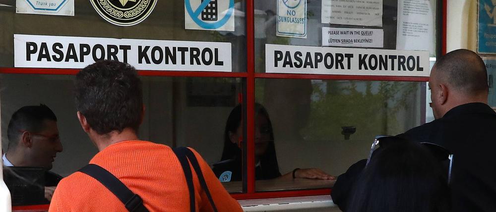 Passkontrolle auf Zypern.