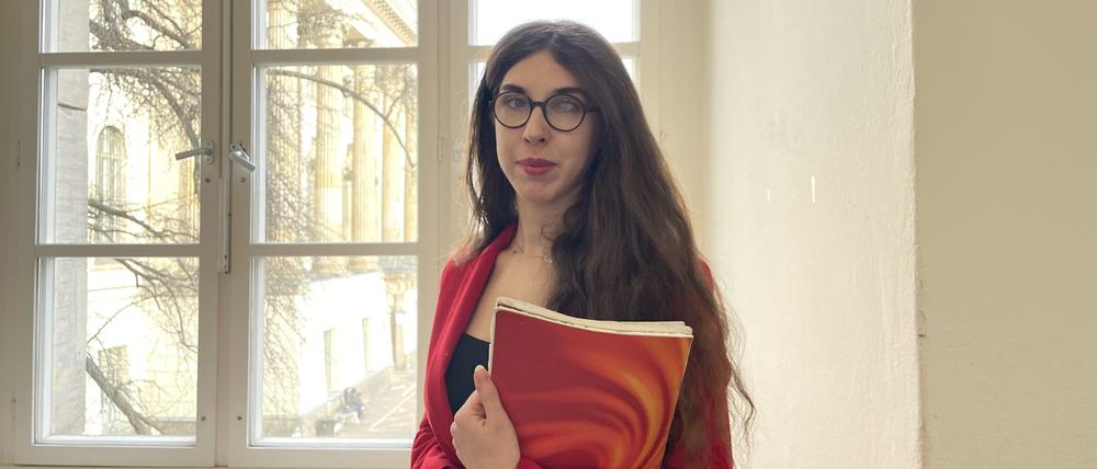 Oksana Rodikova kam 2022 nach Berlin, inzwischen studiert sie digitale Geschichte an der Humboldt-Universität. Ihr half ein Unterstützungsprogramm der HU.
