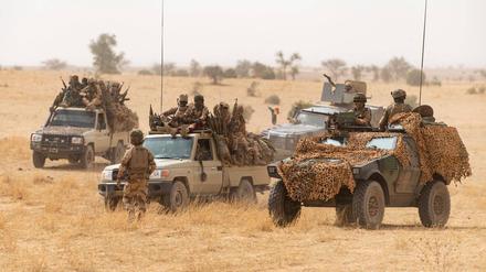 Frankreich will seine Truppen aus dem Niger abziehen.