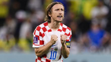 Das Team um Luka Modric hat sich über zwei Elfmeterschießen und eine Nullnummer im letzten Gruppenspiel ins Halbfinale gebracht.