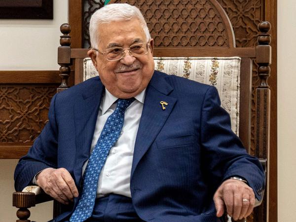 Der palästinensische Präsident Mahmut Abbas verurteilt Israels Pläne scharf. 