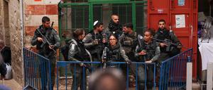Israelische Sicherheitskräfte vor der Al-Aksa-Moschee