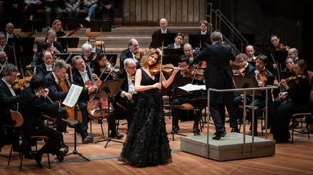 Lisa Batiashvili als Solistin in Brahms Violinkonzert
