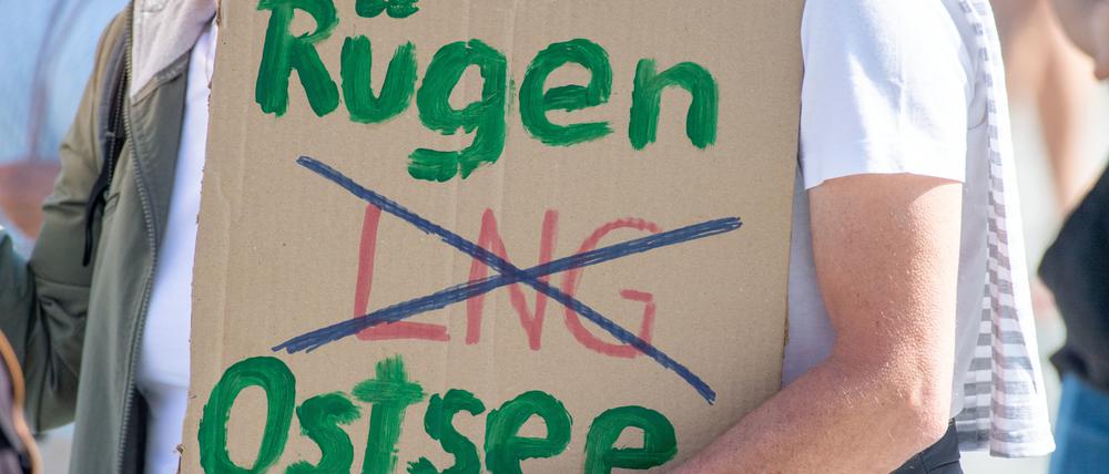 Der Protest gegen das LNG-Terminal ist auf Rügen groß.