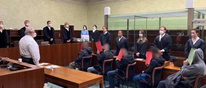 Die fünf Angeklagten im Berliner Kammergericht. 