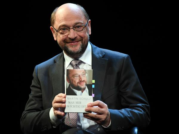 Martin Schulz stellt sein Buch vor.