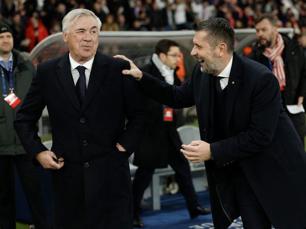 Gute Laune vor dem Spiel: Reals Trainer Carlo Ancelotti und Unions Nenad Bjelica.