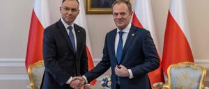 Polens Präsident Andrzej Duda (links) und Premierminister Donald Tusk. 
