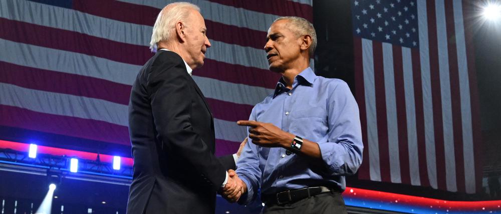 US-Präsident Biden (l.) und Ex-Präsident Obama standen schon im vergangenen Wahlkampf zusammen auf den Bühnen.