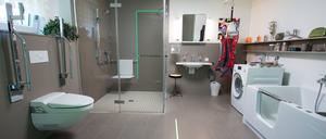 Das Badezimmer im Lebensphasenhaus in Tübingen ist behindertengerecht ausgestattet.
