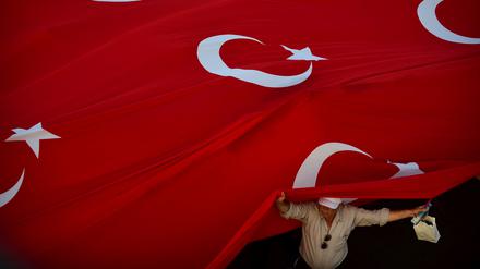 Ankara geht in der Südosttürkei und im Nordirak regelmäßig gegen die PKK vor, die ihrerseits häufig Anschläge verübt. 