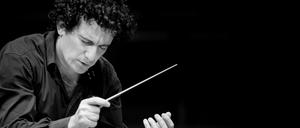 Der französische Dirigent Alain Altinoglu, 41.