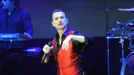 Dave Gahan performt bei den Telekom Street Gigs mit Depeche Mode im Funkhaus in Berlin.