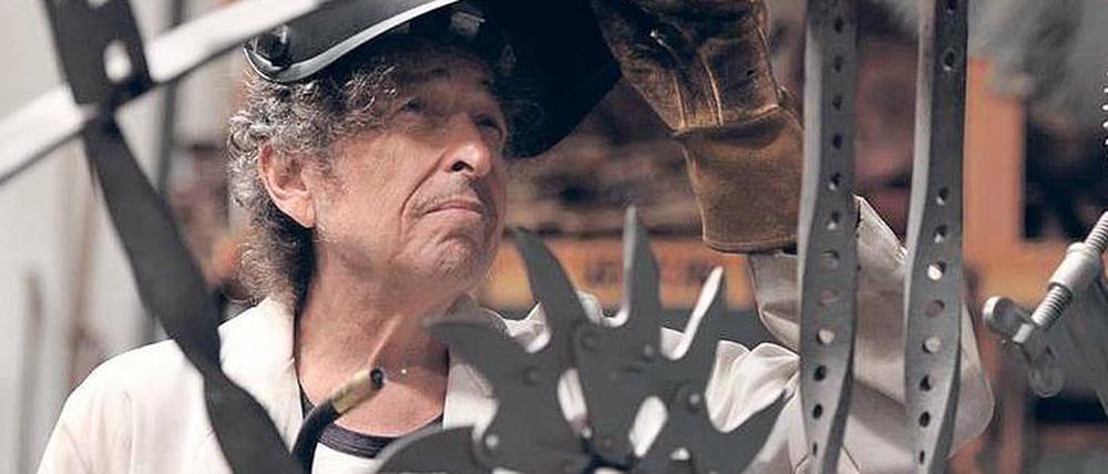 Bob, der Baumeister. Der Literaturnobelpreisträger Dylan in seinem Atelier im kalifornischen Malibu. 