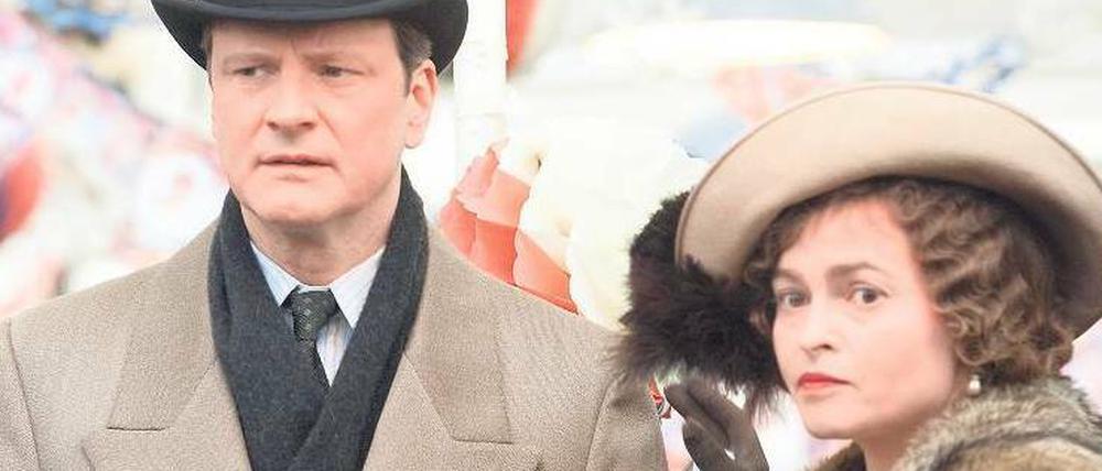 Er kam, sah und schwieg. Colin Firth als König George VI. An seiner Seite Helena Bonham Carter in der Rolle der Queen Elizabeth.