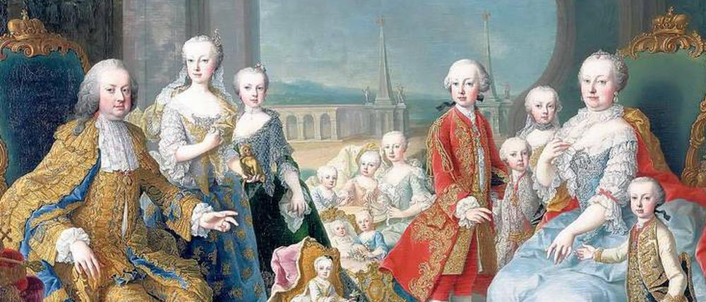 Der Glanz des Hauses Habsburg. Maria Theresia und ihr Ehemann Franz Stephan von Lothringen mit den gemeinsamen Kindern. Barockgemälde aus dem Schloss von Versailles, dem Schauplatz der Tragödie von Tochter Marie Antoinette. 