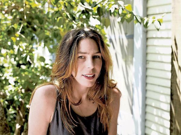 Die US-amerikanische Schriftstellerin Rachel Kushner, geboren 1968 in Eugene, Oregon, war bereits zweimal für den National Book Award nominiert. Sie lebt in Los Angeles.