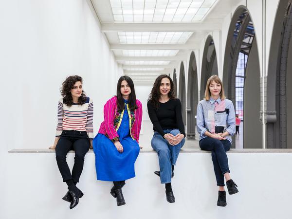 Die für den Preis der Nationalgalerie 2017 nominierten Künstlerinnen Jumana Manna, Sol Calero, Iman Issa und Agnieszka Polska (v. l. n. r.).