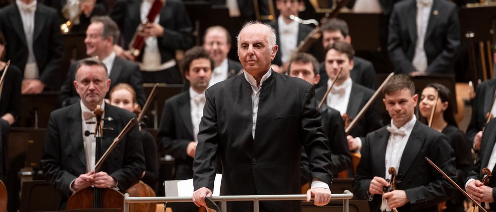 Daniel Barenboim, Generalmusikdirektor der Staatskapelle, ist Ehrendirigent der Berliner Philharmoniker. 